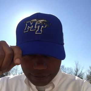 Meet your Posher, Marlow